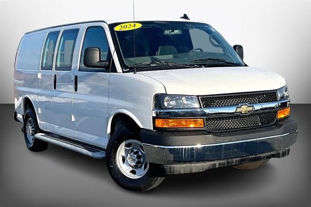 2024 Chevrolet Express Cargo 2500 WT