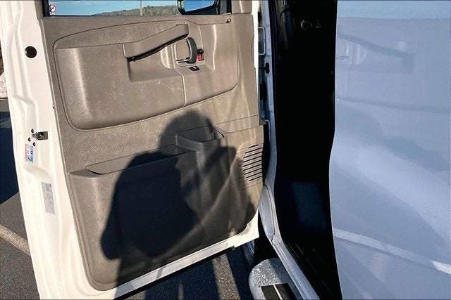 2024 Chevrolet Express Cargo 2500 WT