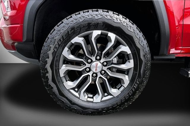 2025 GMC Canyon Denali