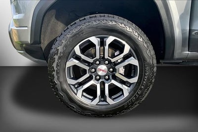 2023 GMC Canyon AT4