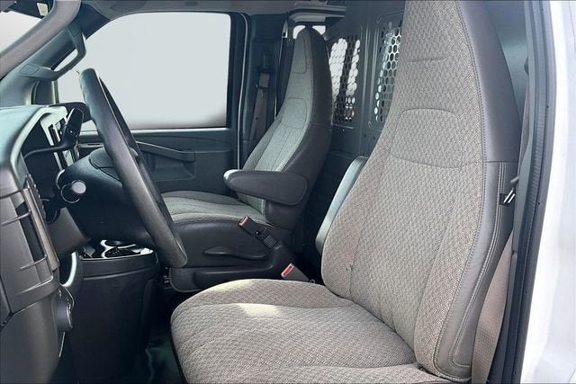 2019 GMC Savana Cargo 2500 BASE