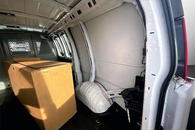 2019 GMC Savana Cargo 2500 BASE