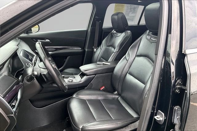 2022 Cadillac XT4 Luxury