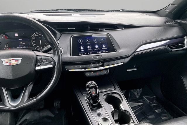 2022 Cadillac XT4 Luxury