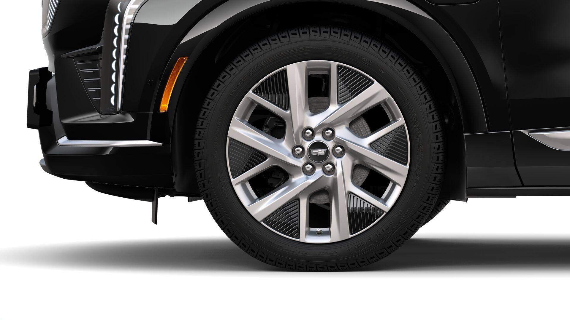 2025 Cadillac OPTIQ Luxury 2